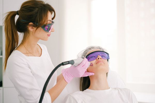 Épilation laser : comment choisir le dispositif adapté à vos besoins